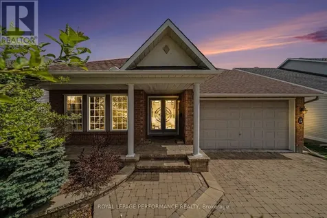 19 Settlers Ridge Way Ottawa ON K2J 4V3