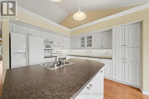 19 Settlers Ridge Way Ottawa ON K2J 4V3