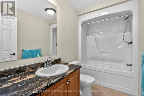 1 Gidley Court Penetanguishene ON L9M 0A7