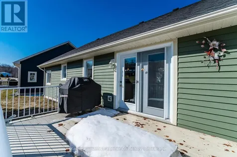 1 Gidley Court Penetanguishene ON L9M 0A7