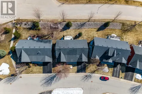 1 Gidley Court Penetanguishene ON L9M 0A7