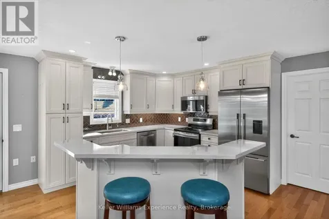 1 Gidley Court Penetanguishene ON L9M 0A7