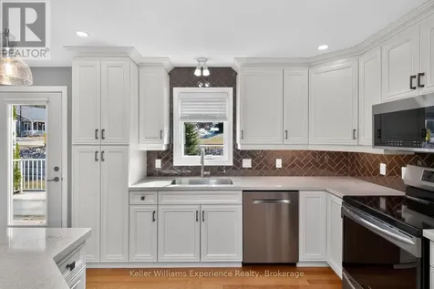 1 Gidley Court Penetanguishene ON L9M 0A7