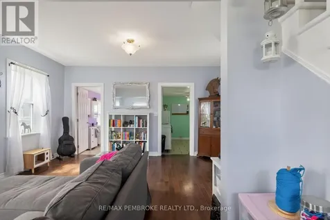 302 Willard Street Pembroke ON K8A 3T7