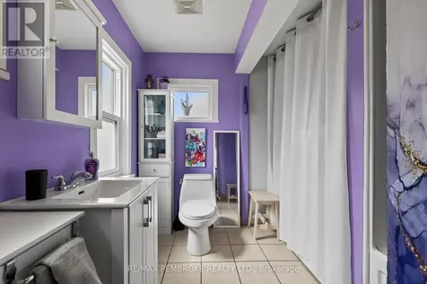 302 Willard Street Pembroke ON K8A 3T7