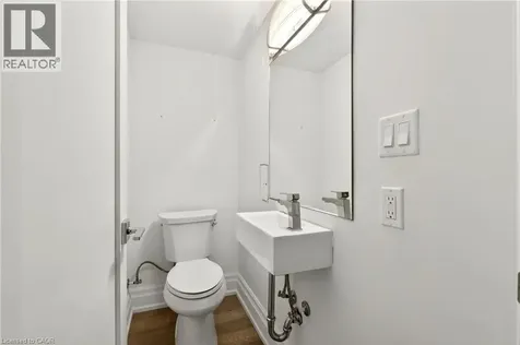 760 Lakeshore Road East Mississauga ON L5E 1C7