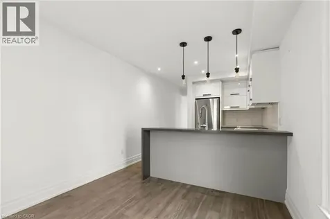 760 Lakeshore Road East Mississauga ON L5E 1C7