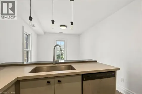 760 Lakeshore Road East Mississauga ON L5E 1C7