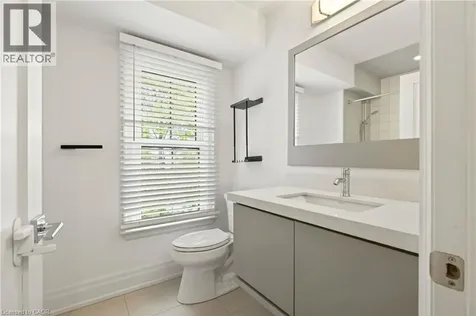 760 Lakeshore Road East Mississauga ON L5E 1C7