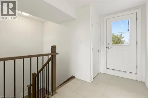 760 Lakeshore Road East Mississauga ON L5E 1C7