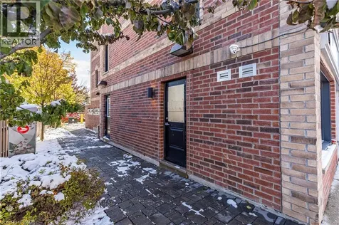 760 Lakeshore Road East Mississauga ON L5E 1C7