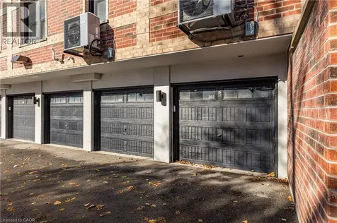 760 Lakeshore Road East Mississauga ON L5E 1C7