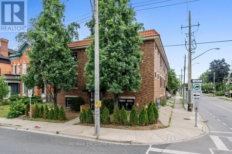 127 Victoria Avenue South Hamilton (stinson) ON L8N 2S9
