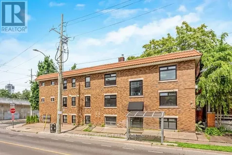 127 Victoria Avenue South Hamilton (Stinson) ON L8N 2S9