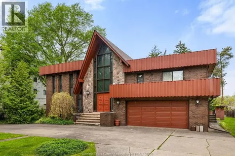 3801 Howard Avenue Windsor ON N9E 3N8