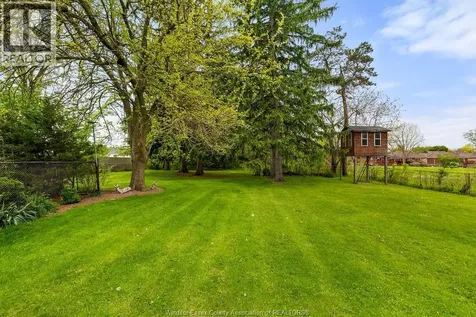 3801 Howard Avenue Windsor ON N9E 3N8