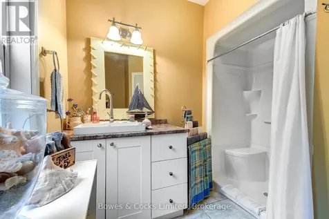 754 Renwick Road North Kawartha ON K0L 1A0