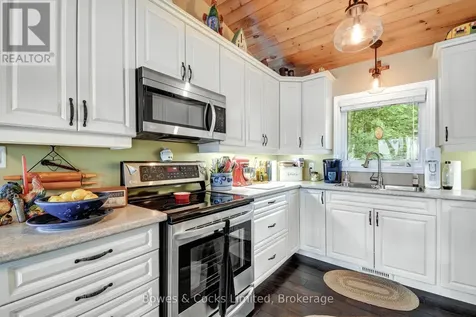 754 Renwick Road North Kawartha ON K0L 1A0