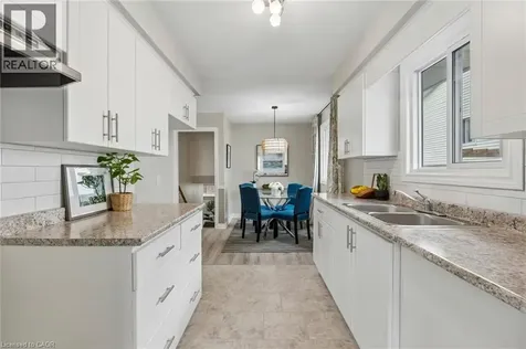 31 Mayfair Drive Welland ON L3C 7A2