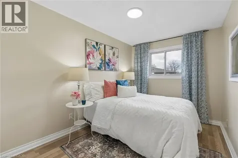31 Mayfair Drive Welland ON L3C 7A2