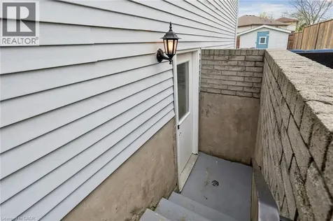 31 Mayfair Drive Welland ON L3C 7A2