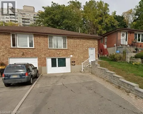 22 Hebel Place Kitchener ON N2G 3J4