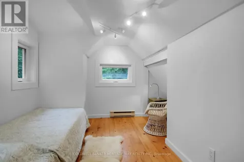 828 Ashby Road Lanark Highlands ON K0G 1K0