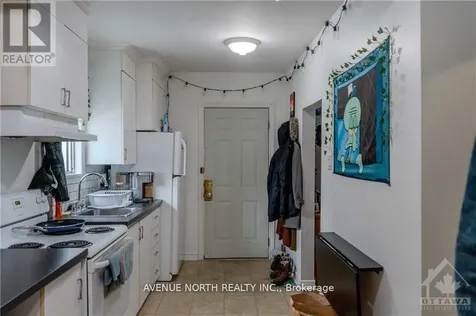 216 Hannah Street Ottawa ON K1L 7M8
