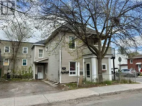 216 Hannah Street Ottawa ON K1L 7M8