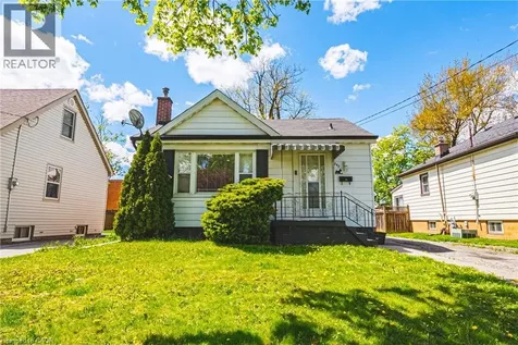 242 East 43rd Street Hamilton ON L8T 3C5