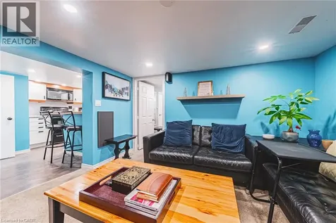 242 East 43rd Street Hamilton ON L8T 3C5