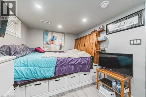 242 East 43rd Street Hamilton ON L8T 3C5