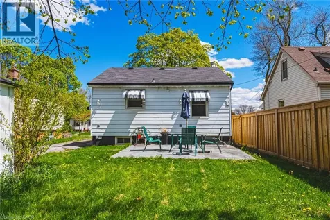 242 East 43rd Street Hamilton ON L8T 3C5