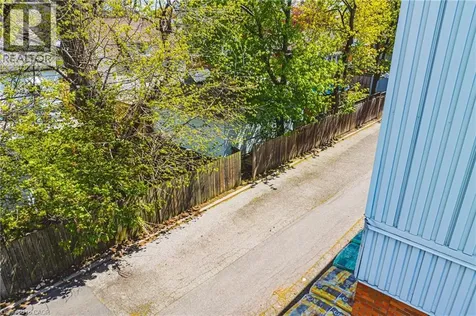 242 East 43rd Street Hamilton ON L8T 3C5