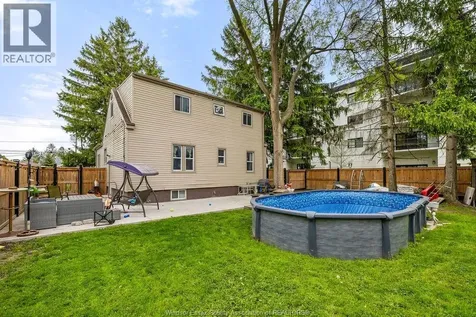 3803 Howard Avenue Windsor ON N9E 3N8