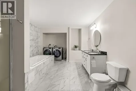 1463 Westcott Windsor ON N8Y 4C3