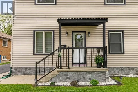 1463 Westcott Windsor ON N8Y 4C3