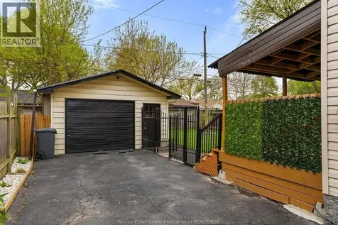 1463 Westcott Windsor ON N8Y 4C3