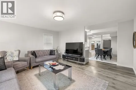 1463 Westcott Windsor ON N8Y 4C3