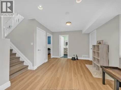 2115 Everts Windsor ON N9B 3X7