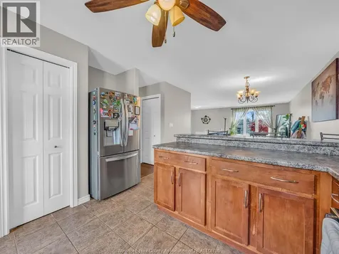 2115 Everts Windsor ON N9B 3X7