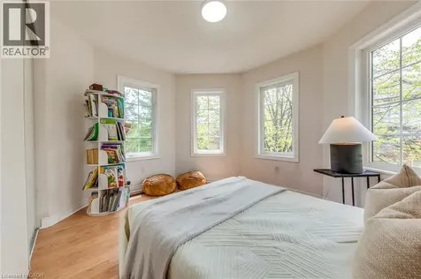 2871 Darien Road Burlington ON L7M 4R6