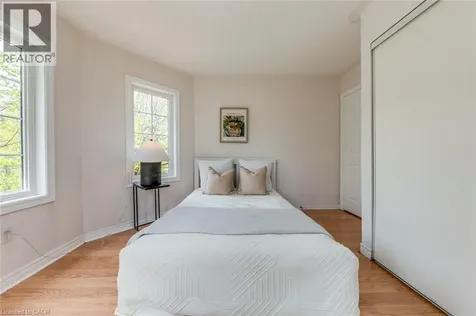 2871 Darien Road Burlington ON L7M 4R6