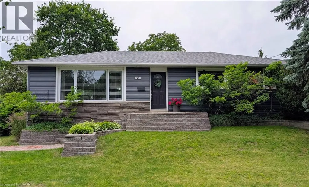 31 Algonquin Avenue Flamborough ON L9H 7K9