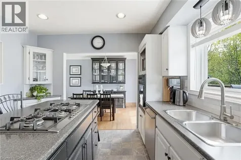 31 Algonquin Avenue Flamborough ON L9H 7K9