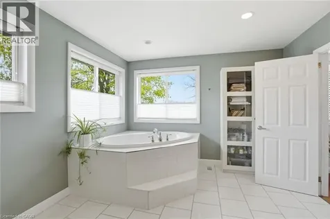 31 Algonquin Avenue Flamborough ON L9H 7K9