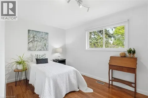 31 Algonquin Avenue Flamborough ON L9H 7K9