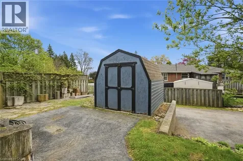 31 Algonquin Avenue Flamborough ON L9H 7K9