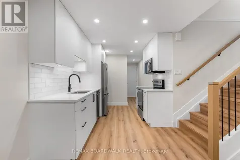 1348 Avenue Q Avenue Ottawa ON K1G 0B6