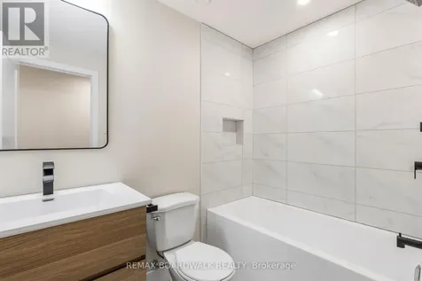 1348 Avenue Q Avenue Ottawa ON K1G 0B6